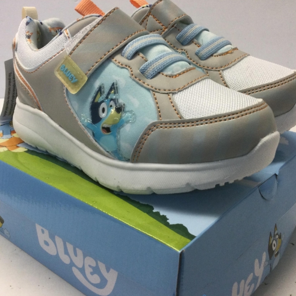 Bluey & Bingo Light-Up Kids/Toddler Sneakers Sz. 11c